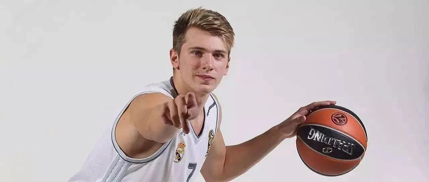 四排第二白 四排第二白